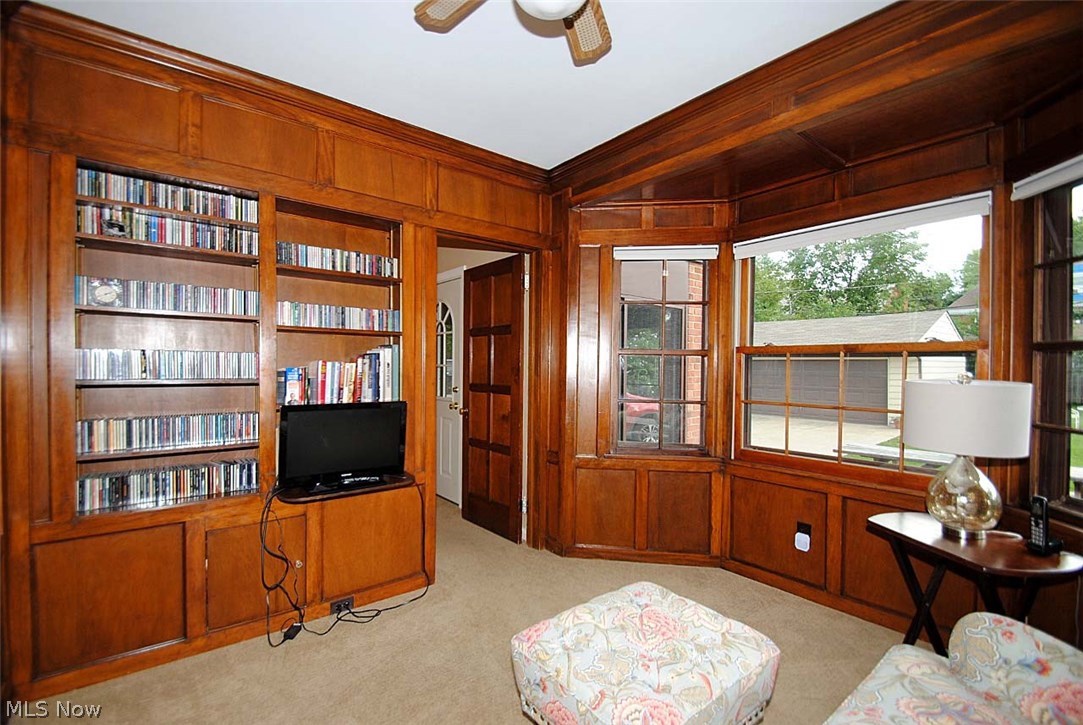 2579 Edgerton Road Cleveland, OH 44118 - Photo 17 of 34 Gallery Image 17