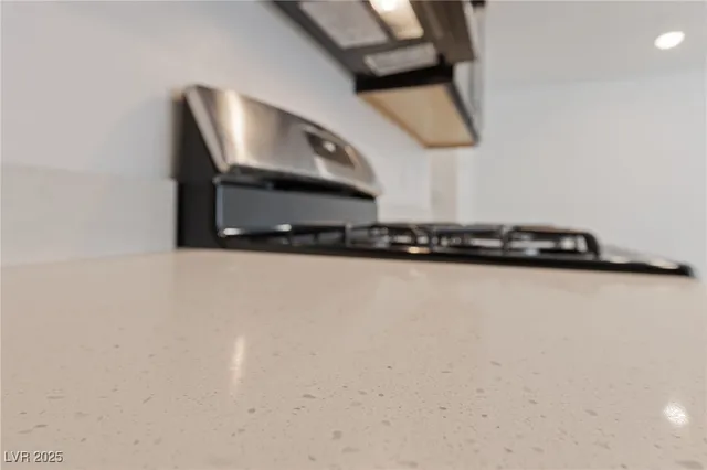 $1,895 | 1561 Layla Crossing Avenue, Henderson, NV 89002