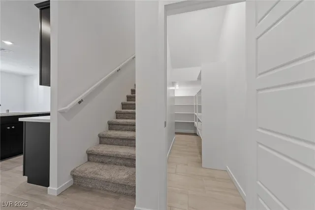 $1,895 | 1561 Layla Crossing Avenue, Henderson, NV 89002