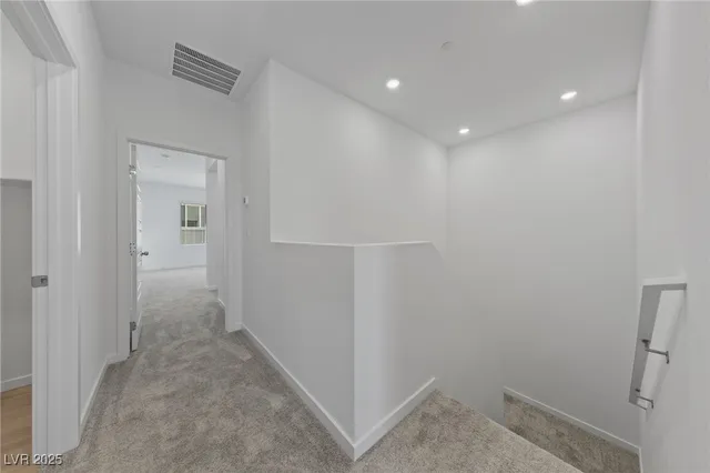 $1,895 | 1561 Layla Crossing Avenue, Henderson, NV 89002