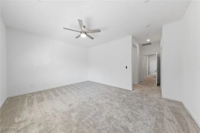 $1,895 | 1561 Layla Crossing Avenue, Henderson, NV 89002