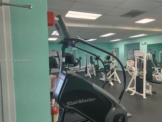 $1,700 | 3801 Environ Boulevard, Unit 219, Lauderhill, FL 33319