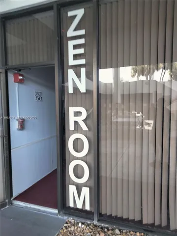 $1,700 | 3801 Environ Boulevard, Unit 219, Lauderhill, FL 33319