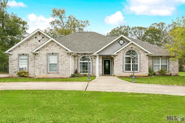 $369,900 | 30241 Deaux Run, Albany, LA 70711