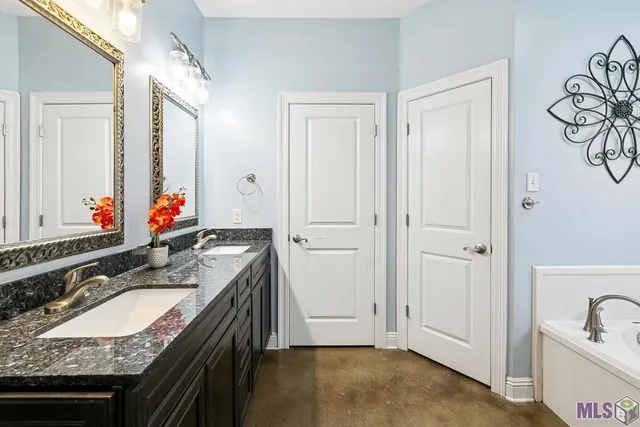 $369,900 | 30241 Deaux Run, Albany, LA 70711