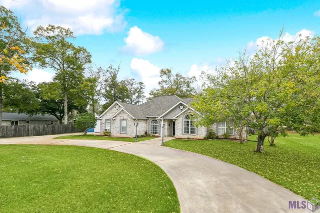 $369,900 | 30241 Deaux Run, Albany, LA 70711
