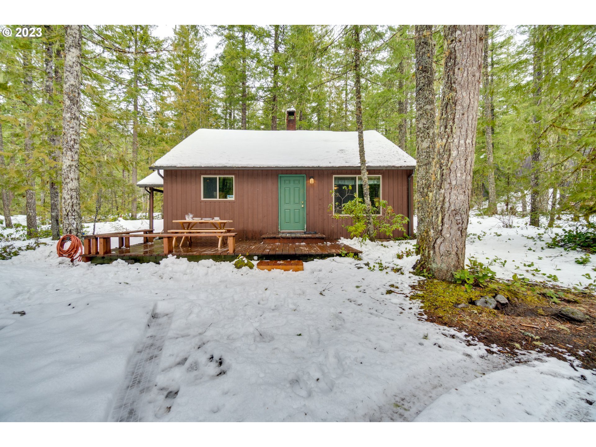 75995 Road 28 Rhododendron, OR 97049 - Photo 2 of 18 Exterior