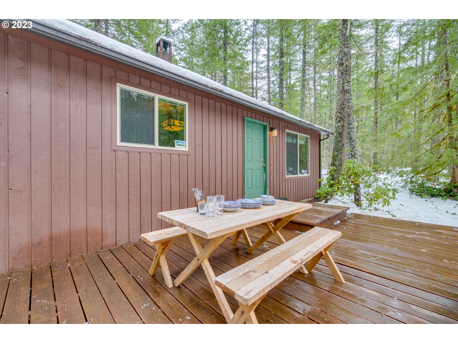 75995 Road 28 Rhododendron, OR 97049 - Photo 4 of 18 Deck