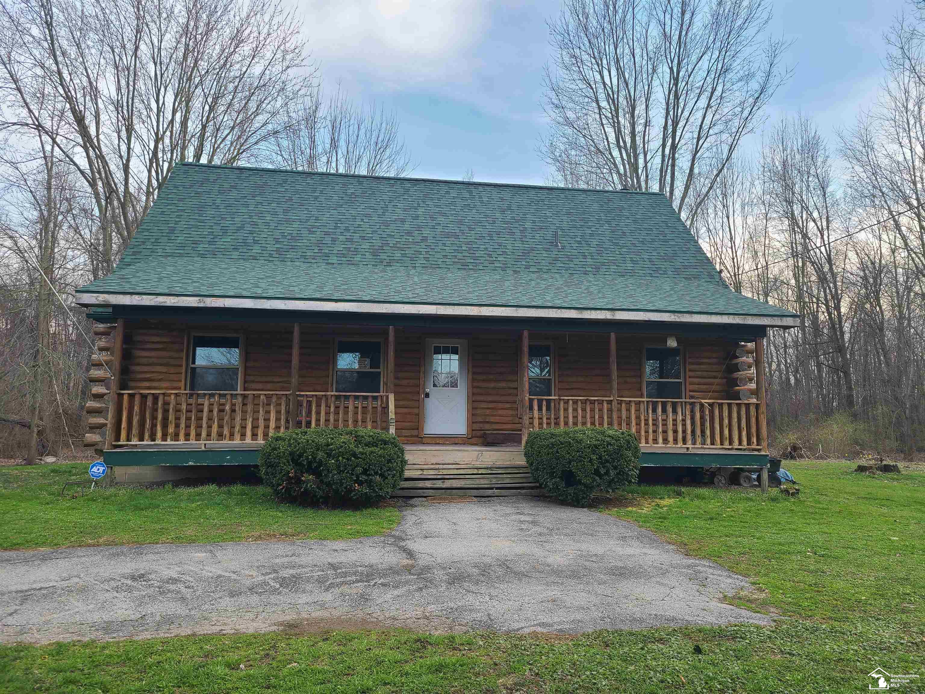 11581 Dixon Road Monroe, MI 48161 - Photo 2 of 41