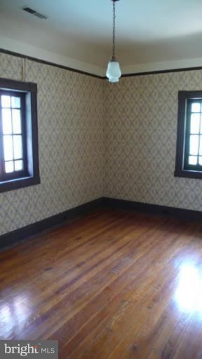 2450 Eutaw Place Baltimore, MD 21217 - Photo 6 of 30 Apartment Bedroom