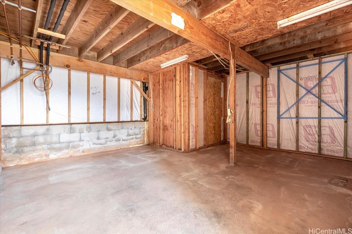 45-567 Keaahala Road, Unit A Kaneohe, HI 96744 - Photo 21 of 25 Large storage unit under Older section