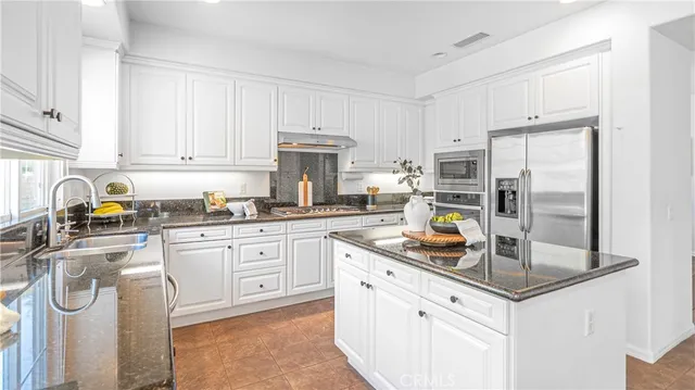 $1,178,000 | 26812 Peppertree Drive, Valencia, CA 91381