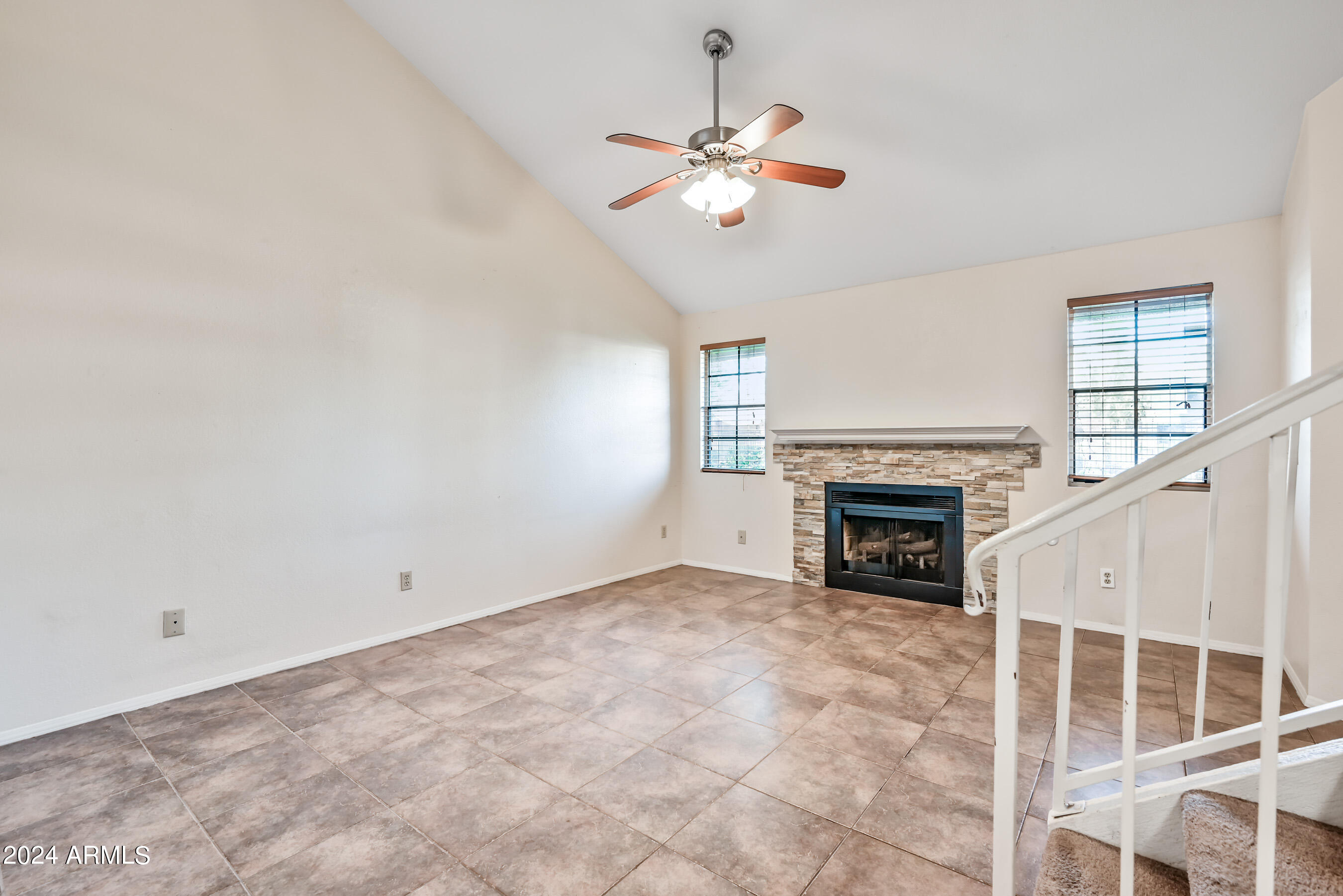 170 East Guadalupe Road, Unit 44 Gilbert, AZ 85234 - Photo 4 of 21 4-170EGR44-ocupix