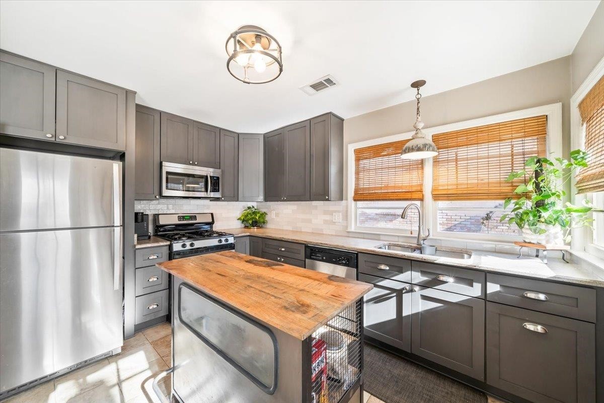 4933 Flamingo Road Memphis, TN 38117 - Photo 11 of 31 Gallery Image 11