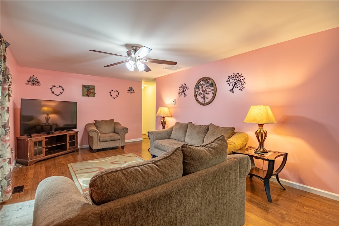 3028 Olympia Drive Decatur, IL 62521 - Photo 15 of 33 Gallery Image 15