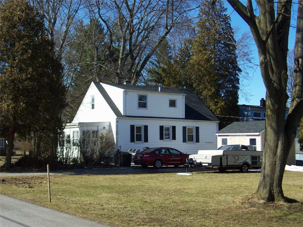 101 Belmont Road Greece, NY 14612 - Photo 3 of 18