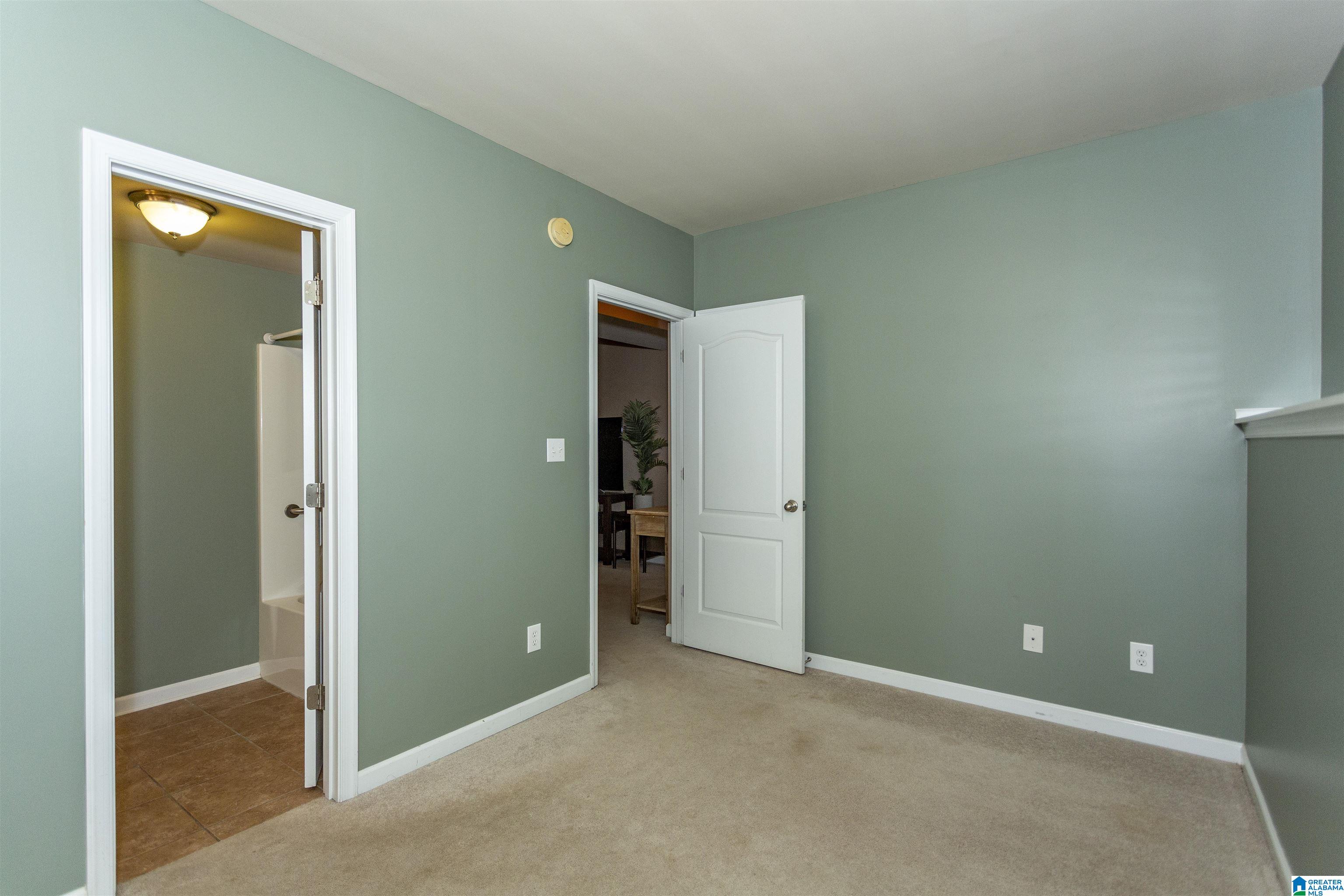 1864 Parc Ridge Circle Warrior, AL 35180 - Photo 17 of 39