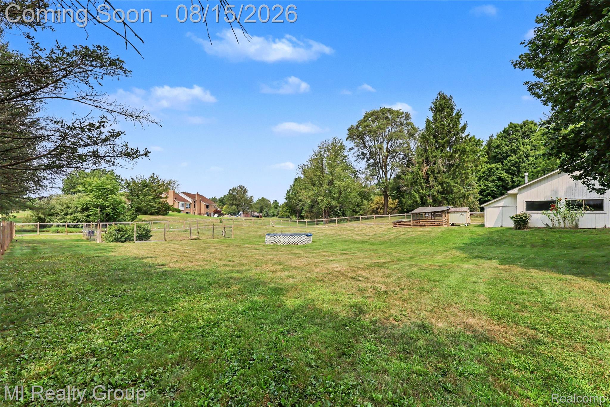 3426 Hadden Road Rochester, MI 48306 - Photo 28 of 39 file_8287.jpg