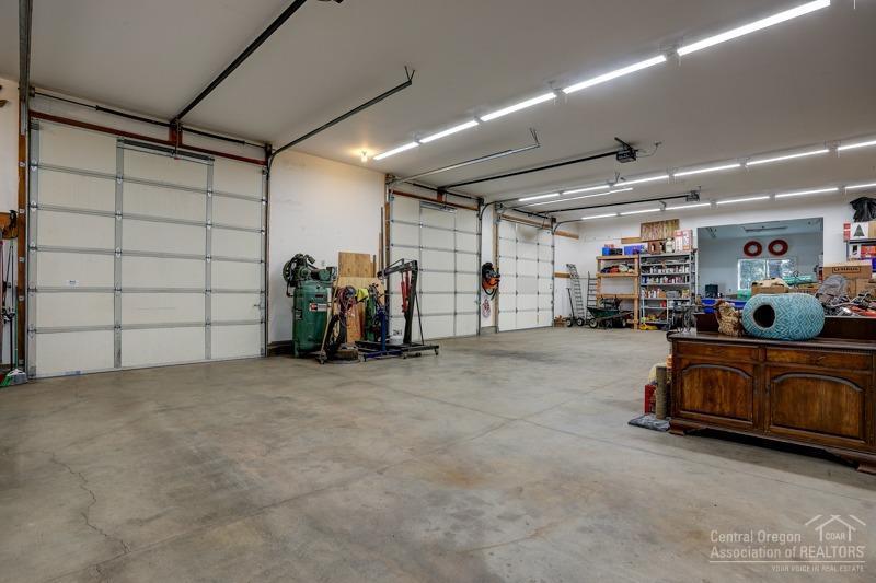 17033 Spring River Road Bend, OR 97707 - Photo 7 of 20 Additional Photo