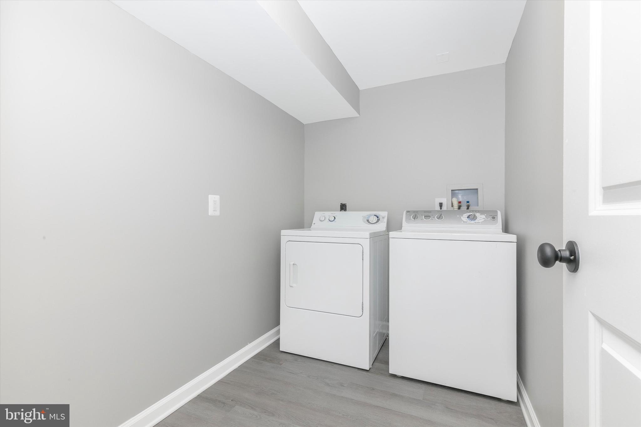 13827 Northcrest Road Hagerstown, MD 21742 - Photo 26 of 38 Laundry Room