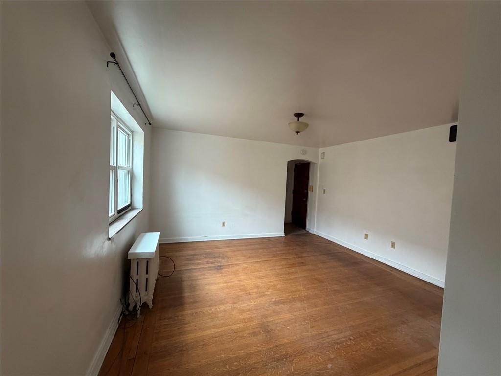 5839 Darlington Road, Unit 4 Pittsburgh, PA 15217 - Photo 8 of 21 a view of an empty room