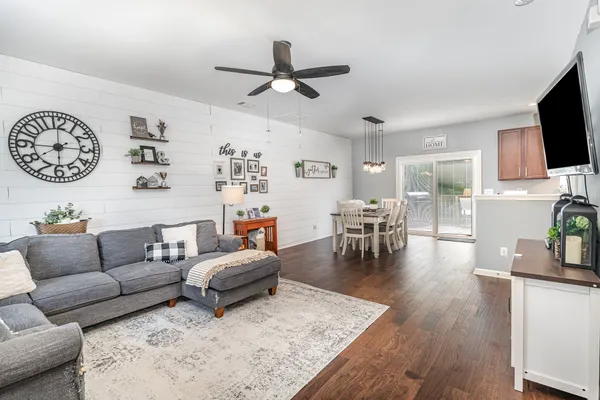 $385,000 | 611 Whirlaway Drive, Burns, TN 37029