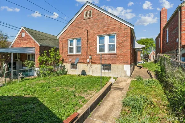 $200,000 | 6156 Louisiana Avenue, St. Louis, MO 63111