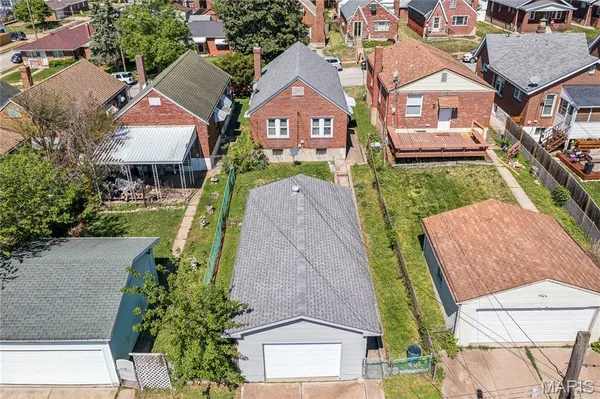 $200,000 | 6156 Louisiana Avenue, St. Louis, MO 63111