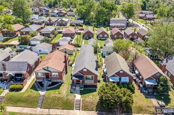 $200,000 | 6156 Louisiana Avenue, St. Louis, MO 63111