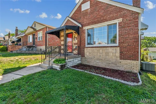 $200,000 | 6156 Louisiana Avenue, St. Louis, MO 63111