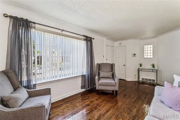 $200,000 | 6156 Louisiana Avenue, St. Louis, MO 63111