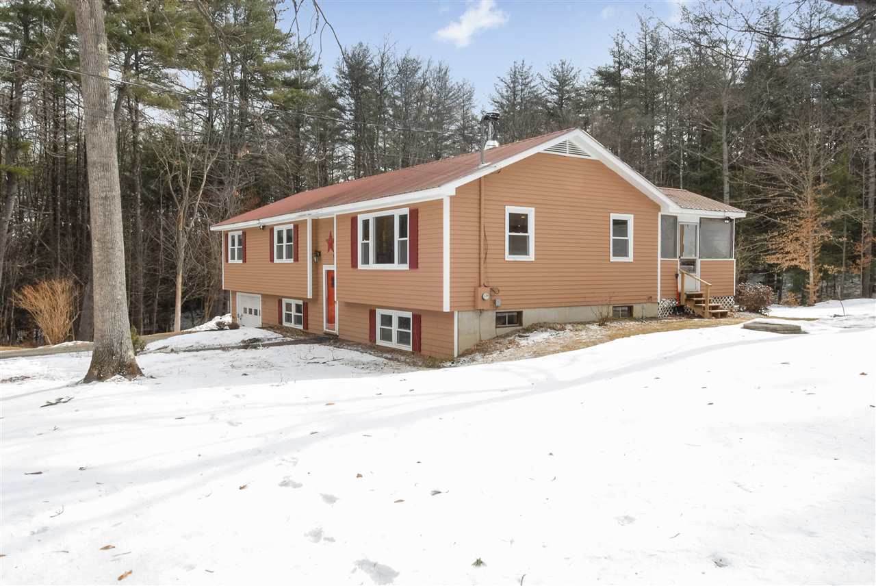 1573 Old Quechee Road Hartford, VT 05001 - Photo 4 of 20 Gallery Image 4