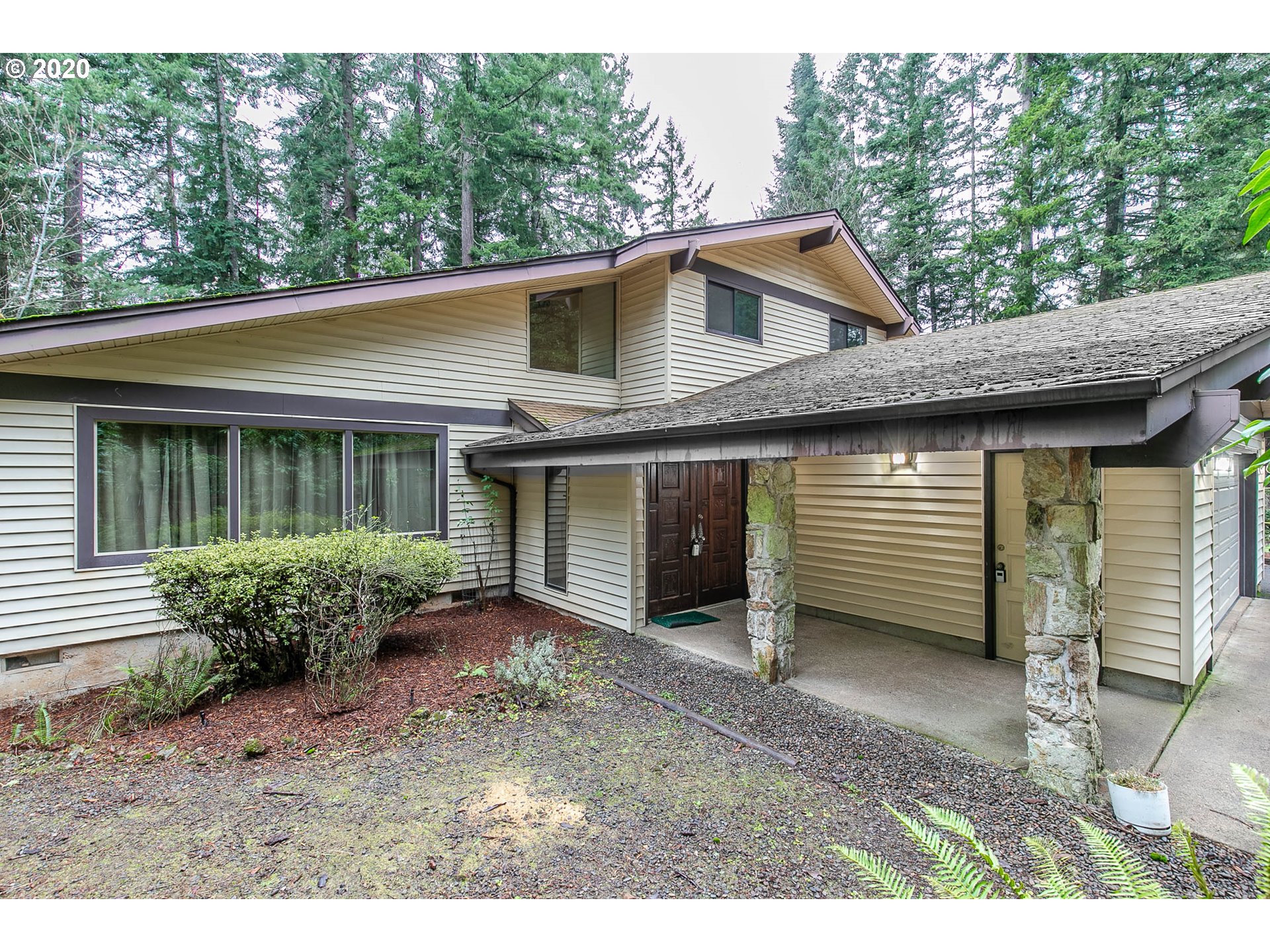 88220 Chita Loop Springfield, OR 97478 - Photo 2 of 32