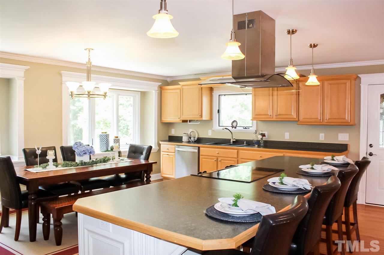 7901 Flint Rock Circle Raleigh, NC 27613 - Photo 5 of 17