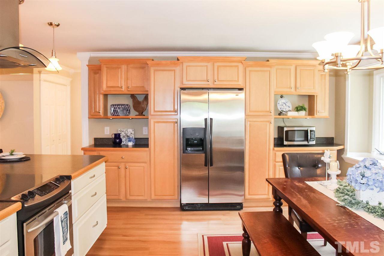 7901 Flint Rock Circle Raleigh, NC 27613 - Photo 6 of 17