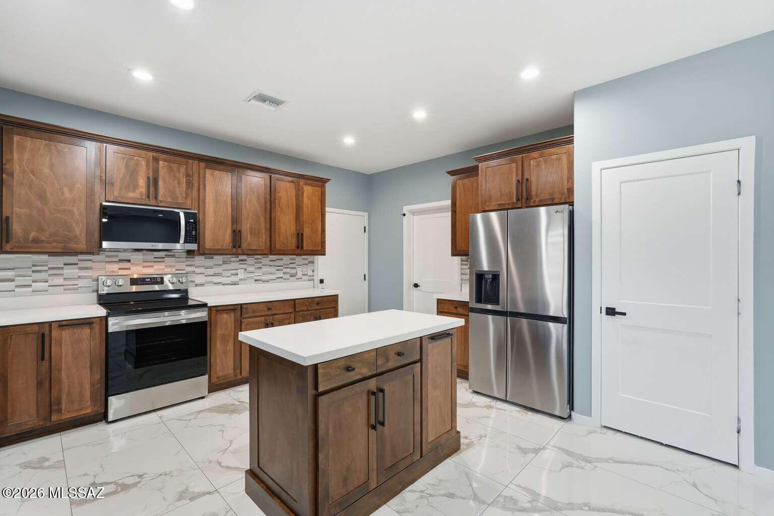1724 Pera Court Rio Rico, AZ 85648 - Photo 6 of 18 Roleke.6