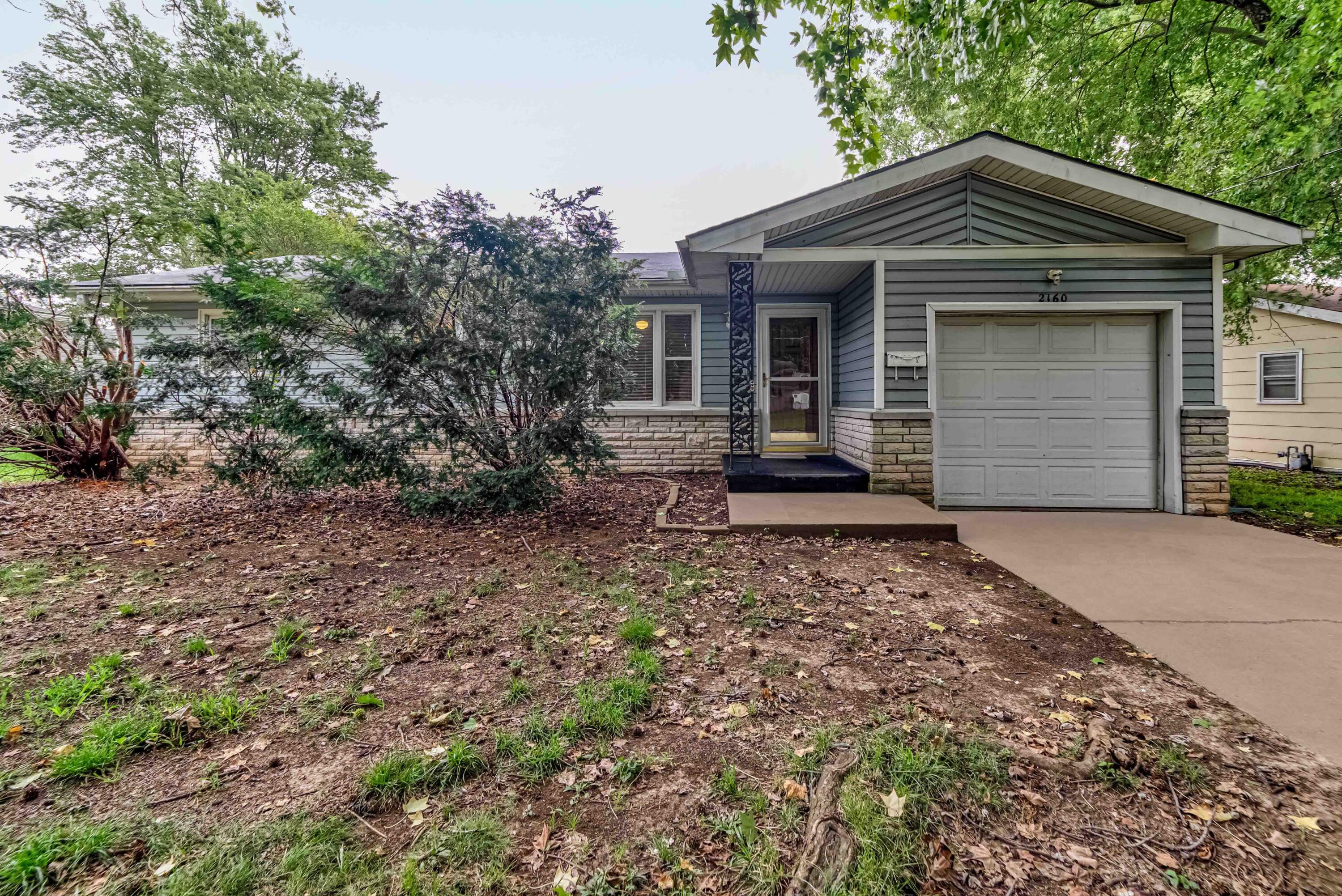 2160 North Link Avenue Springfield, MO 65803 - Photo 1 of 1 front