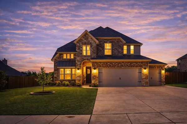 $625,000 | 116 Mundelein Drive, Oak Point, TX 75068