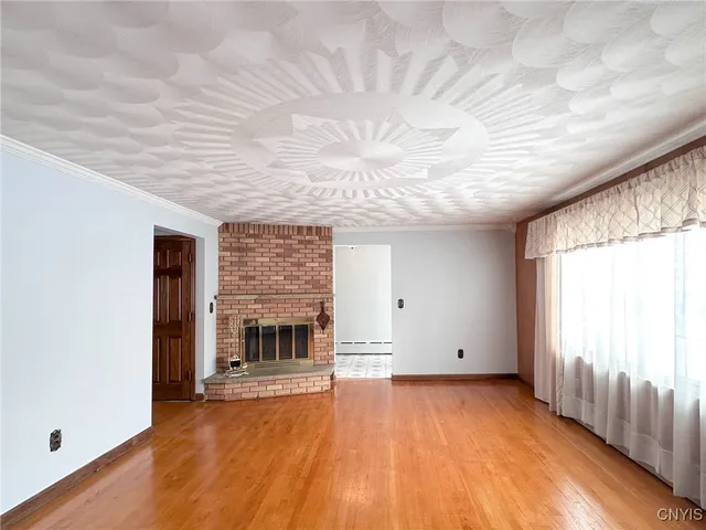 $294,900 | 319 Winchester Drive, New Hartford, NY 13413