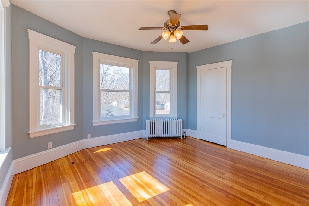 9 Prospect Street Blackstone, MA 01504 - Photo 23 of 42