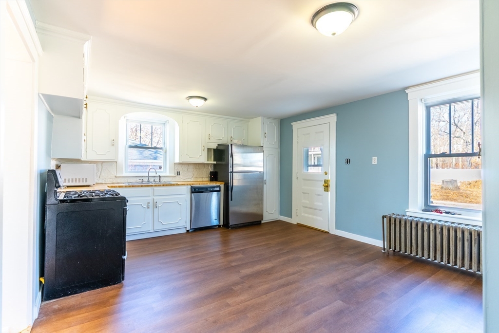 9 Prospect Street Blackstone, MA 01504 - Photo 8 of 42