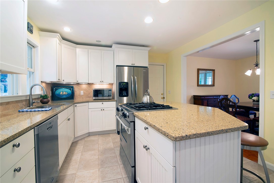 12 Brown Drive Westerly, RI 02891 - Photo 13 of 29