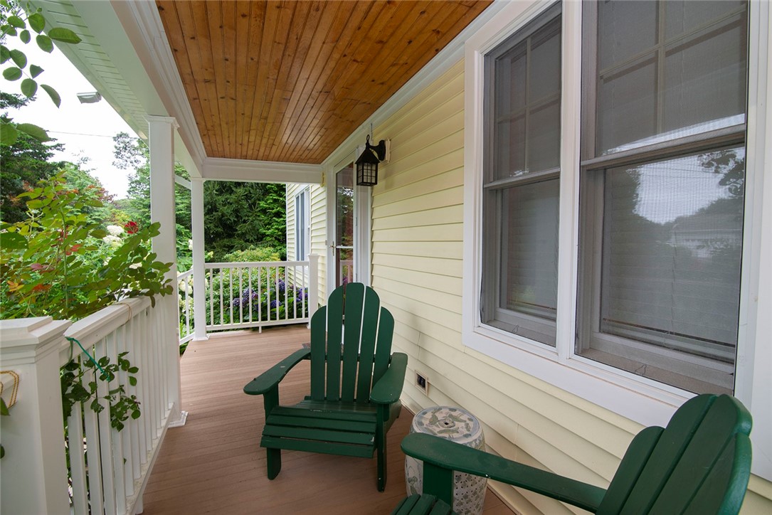 12 Brown Drive Westerly, RI 02891 - Photo 4 of 29