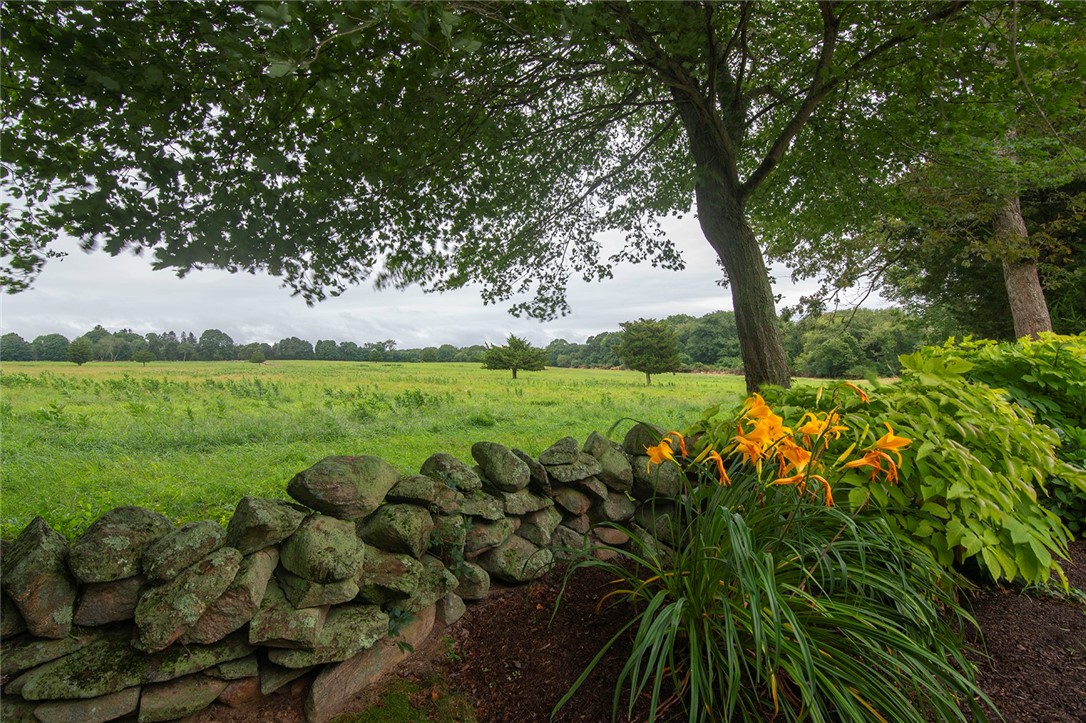 12 Brown Drive Westerly, RI 02891 - Photo 6 of 29