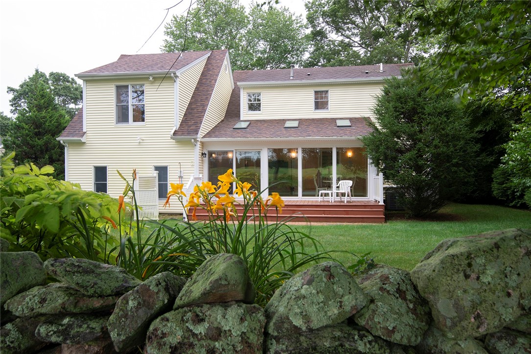 12 Brown Drive Westerly, RI 02891 - Photo 7 of 29