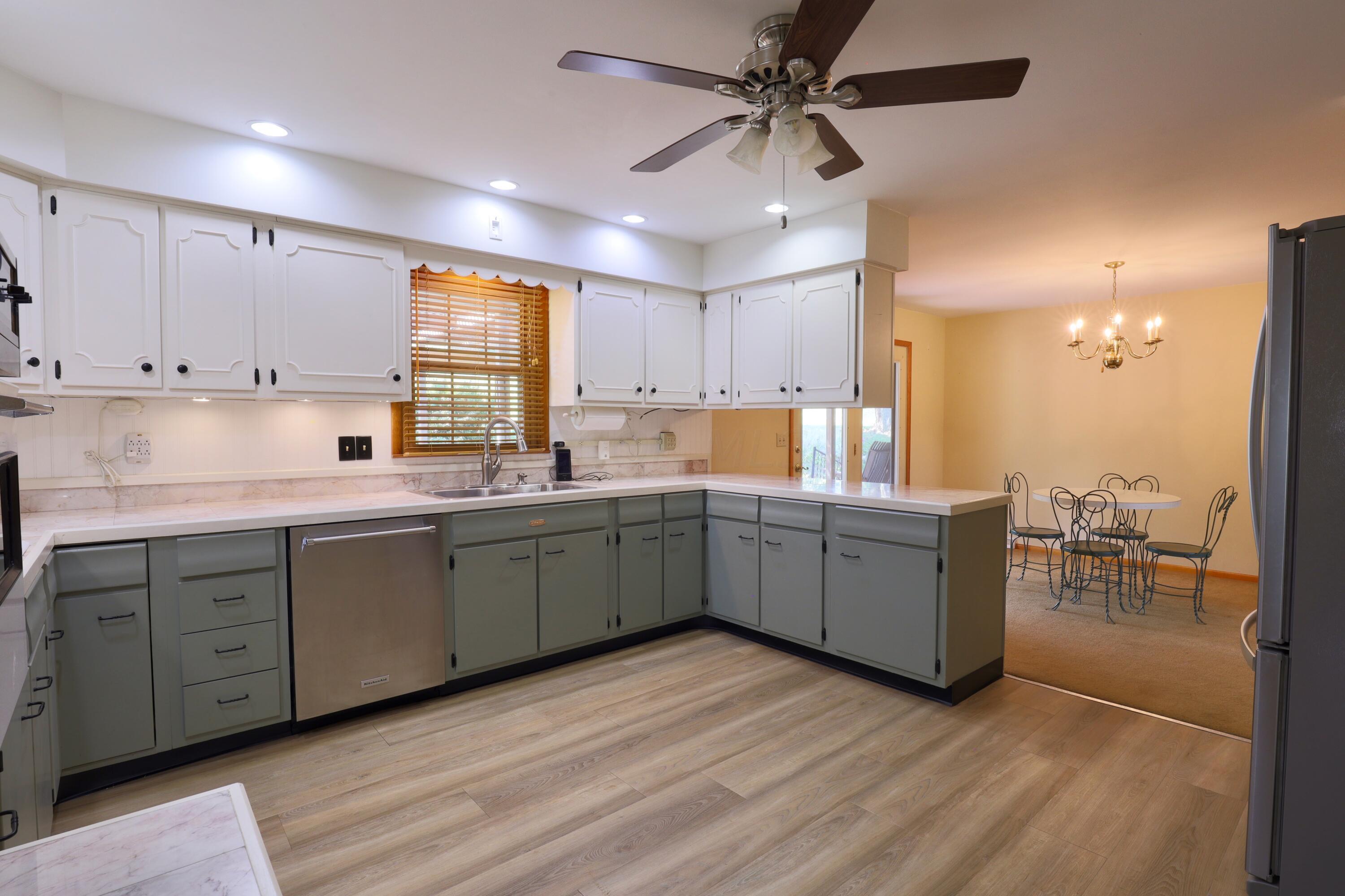 2185 Tent Road Northeast Lancaster, OH 43130 - Photo 9 of 29 2185 Tent Rd NE - 7