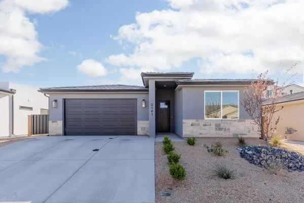 $450,000 | 2141 W. 320 S., Hurricane, UT 84737
