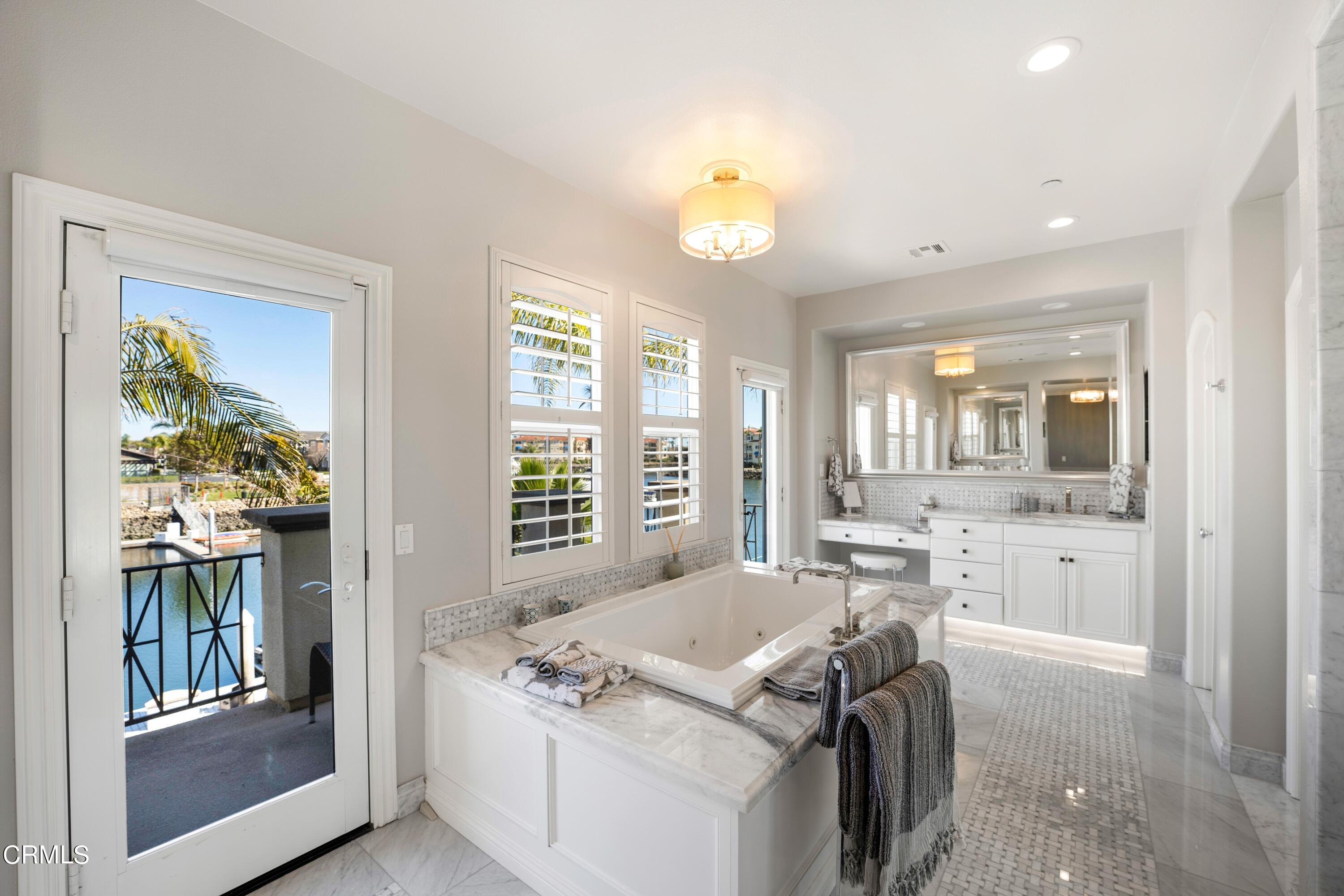 1544 Twin Tides Place Oxnard, CA 93035 - Photo 28 of 49 33