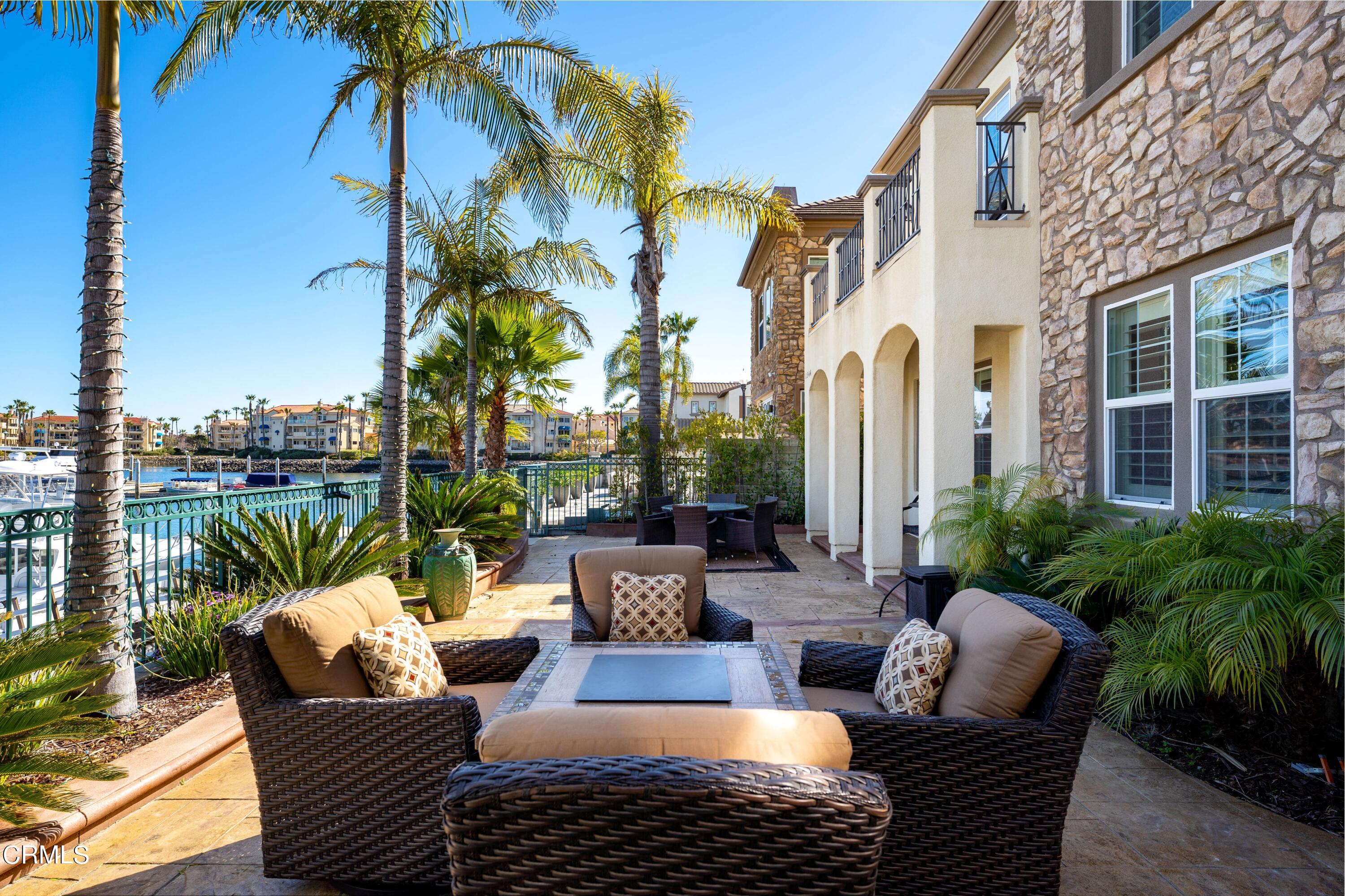 1544 Twin Tides Place Oxnard, CA 93035 - Photo 10 of 49 1544b