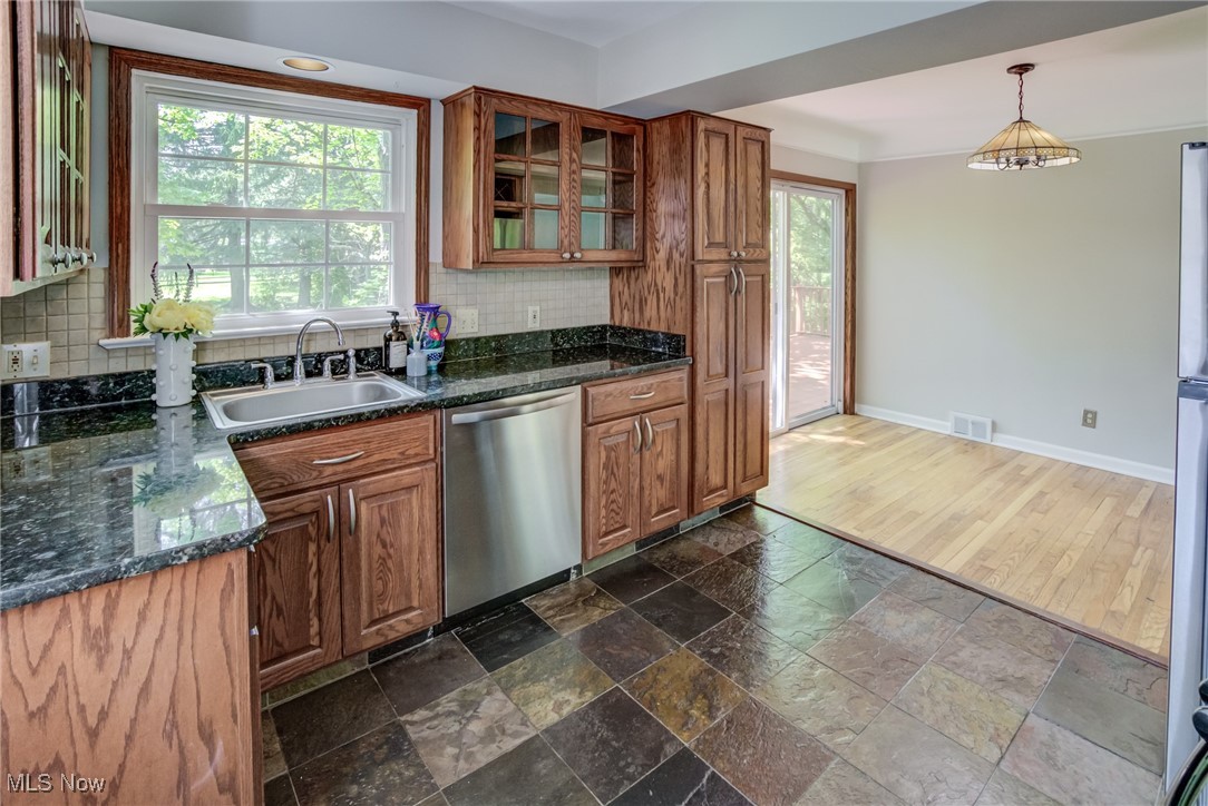 113 Laurel Road Chagrin Falls, OH 44022 - Photo 16 of 44 Gallery Image 16
